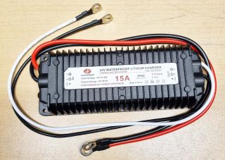 PCL12-2415F00 - 12V invert to 29.2V 15A charger for 24V LiFePo4 battery 